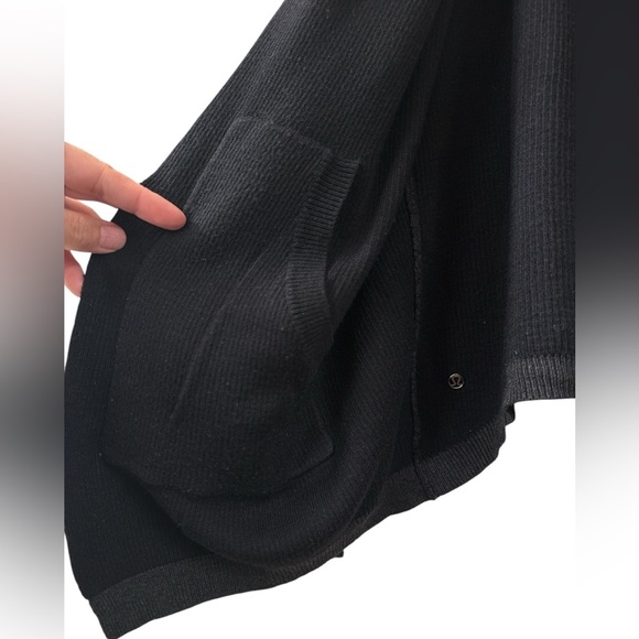 Lululemon Cabin Yogi Wrap Sweater- Size 8/10/12 - Picture 5 of 10